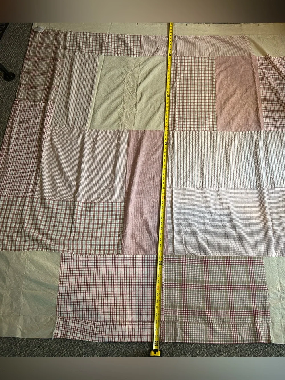ShowerCurtain Patchwork Cotton Quilt. Red/Cream. Fringy edge front, smooth back.
